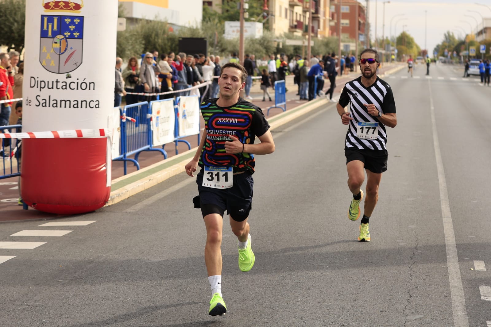 Jesús Prieto y Sandra Santamaría vencen en la Media Maratón Diputación de Salamanca