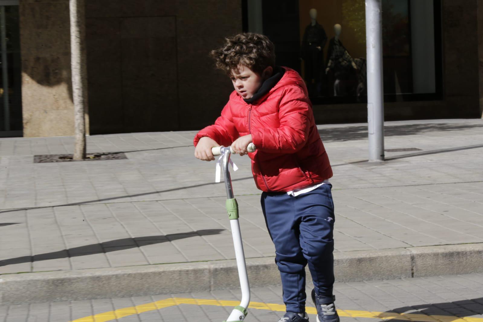 La inclusión inunda las calles de Salamanca con la carrera de los Mil Pasos