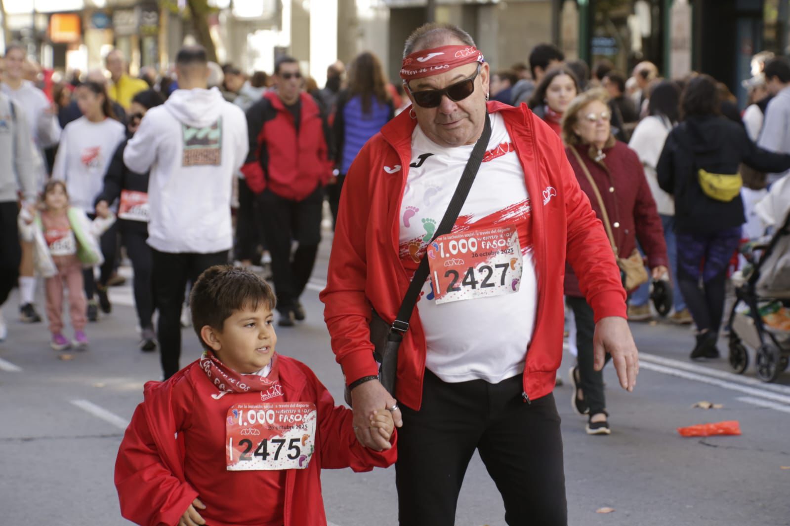 La inclusión inunda las calles de Salamanca con la carrera de los Mil Pasos