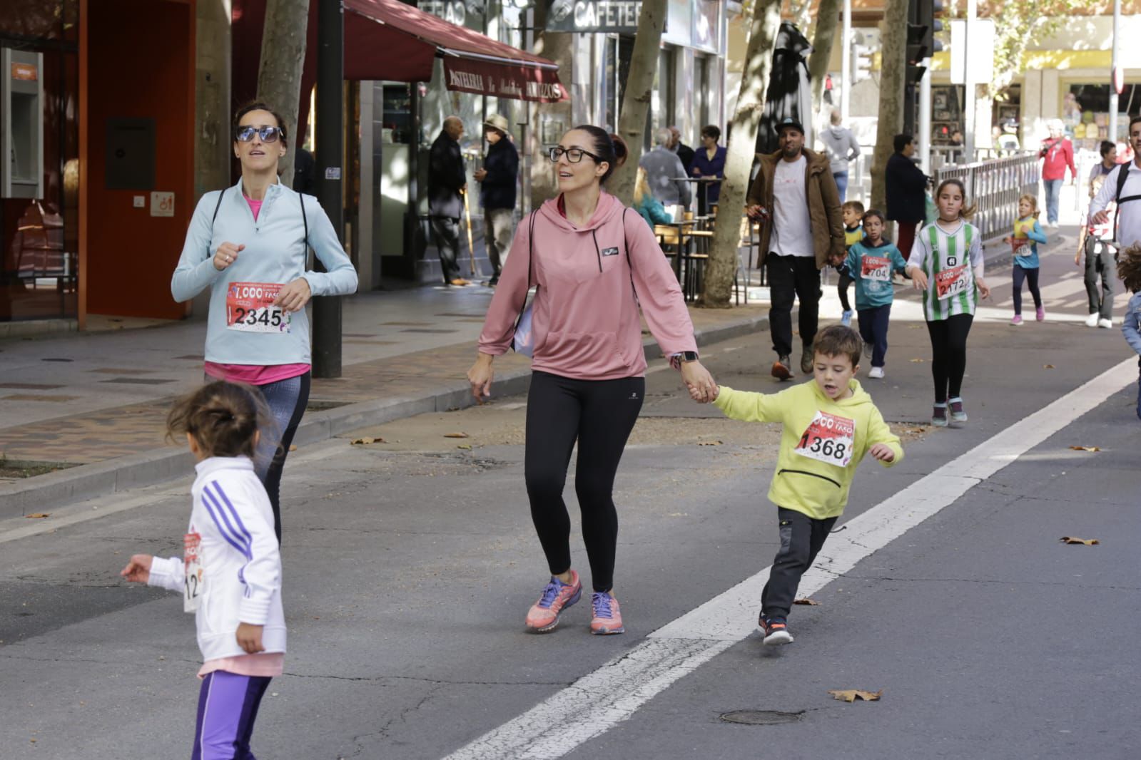 La inclusión inunda las calles de Salamanca con la carrera de los Mil Pasos