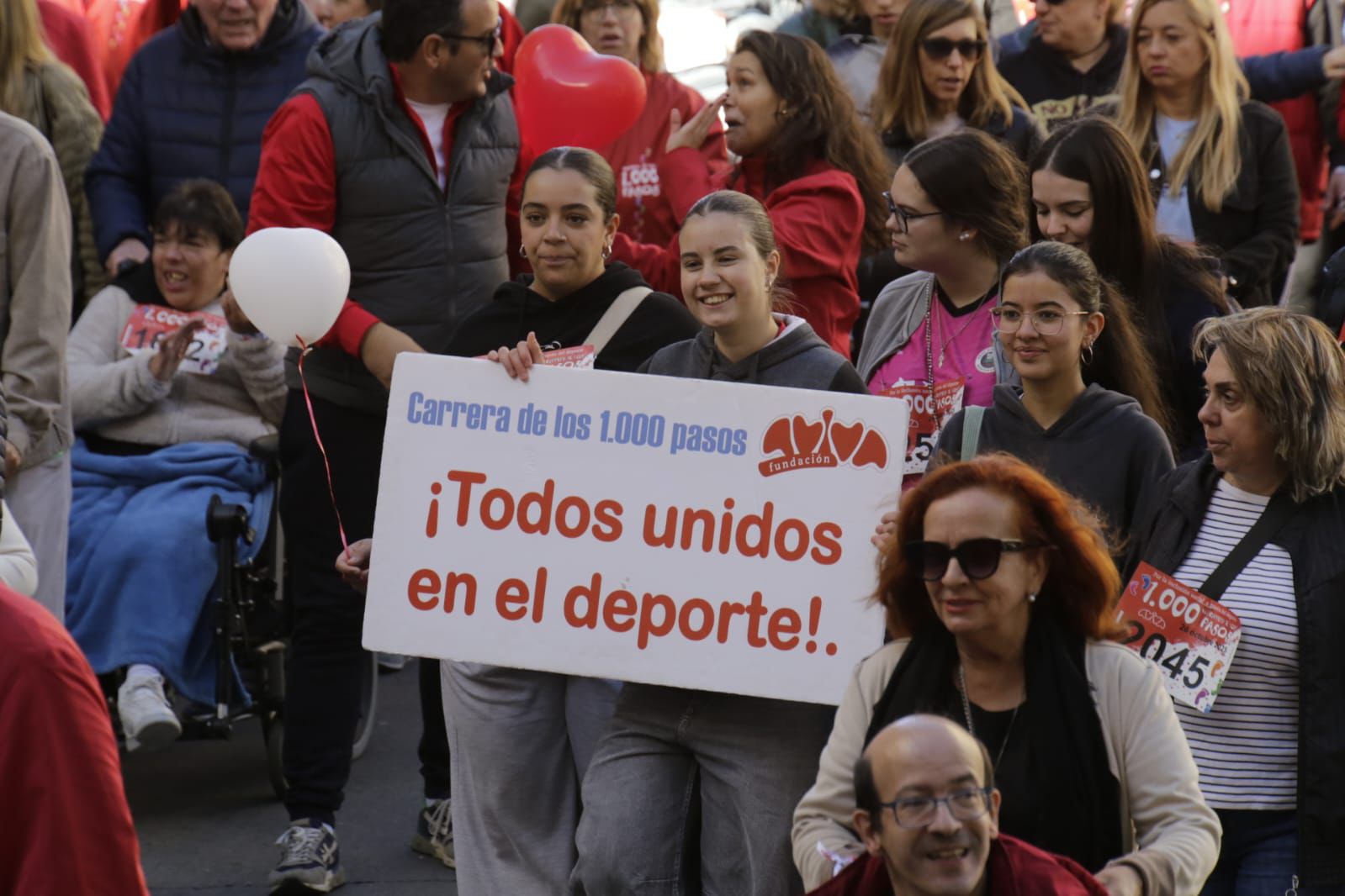 La inclusión inunda las calles de Salamanca con la carrera de los Mil Pasos