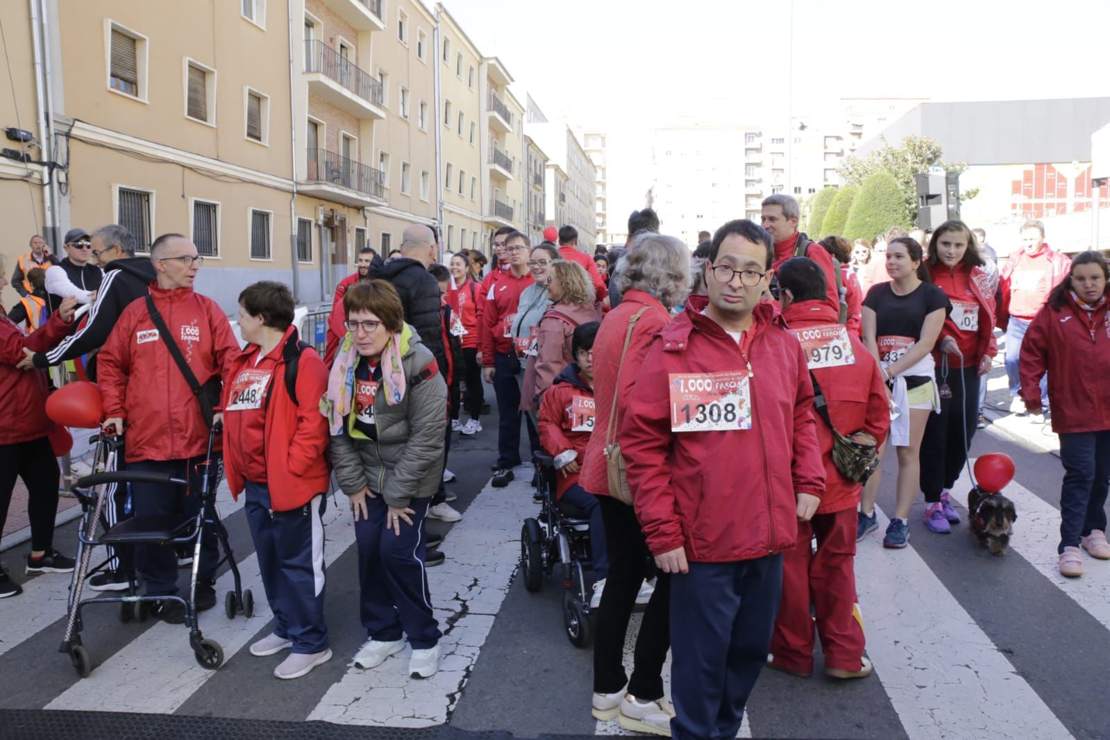 La inclusión inunda las calles de Salamanca con la carrera de los Mil Pasos