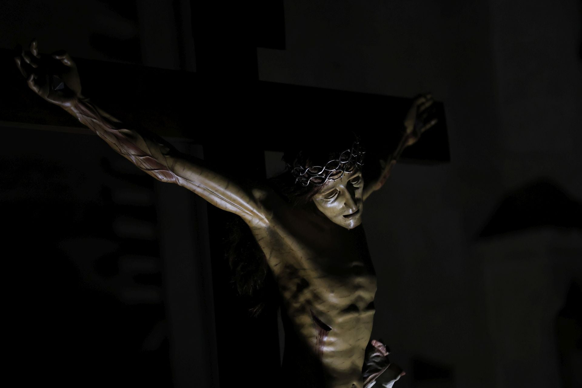 Salamanca vive una madrugada de Jueves Santo a finales de octubre