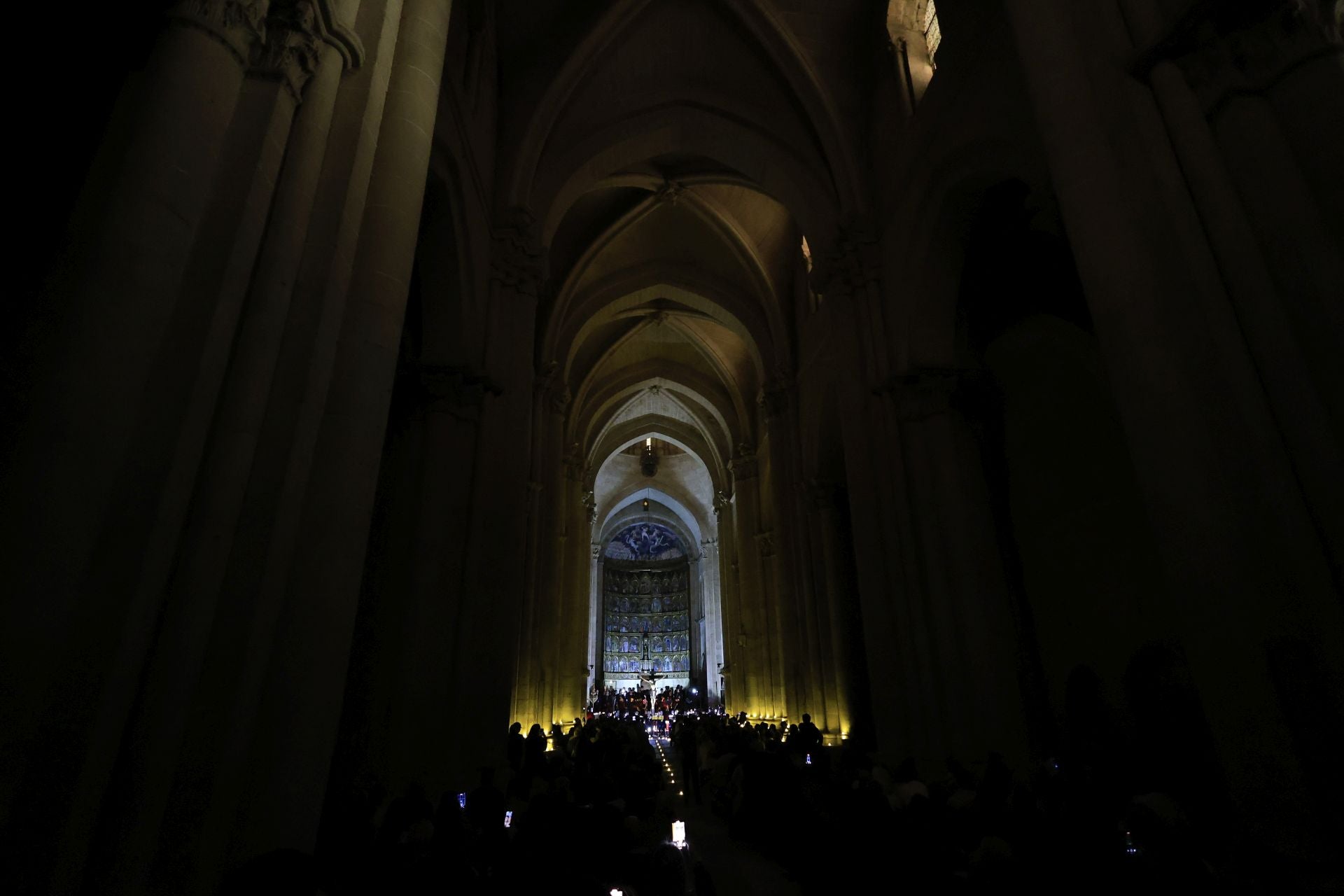Salamanca vive una madrugada de Jueves Santo a finales de octubre