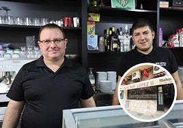 Roberto Asunción junto a su hijo David en el bar López II.