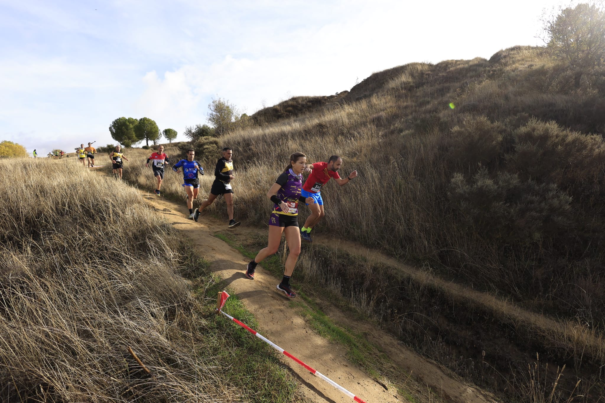 Isaac Hernández y Verónica Sánchez, vencedores de la primera jornada de la Liga de Cross Cabrerizos