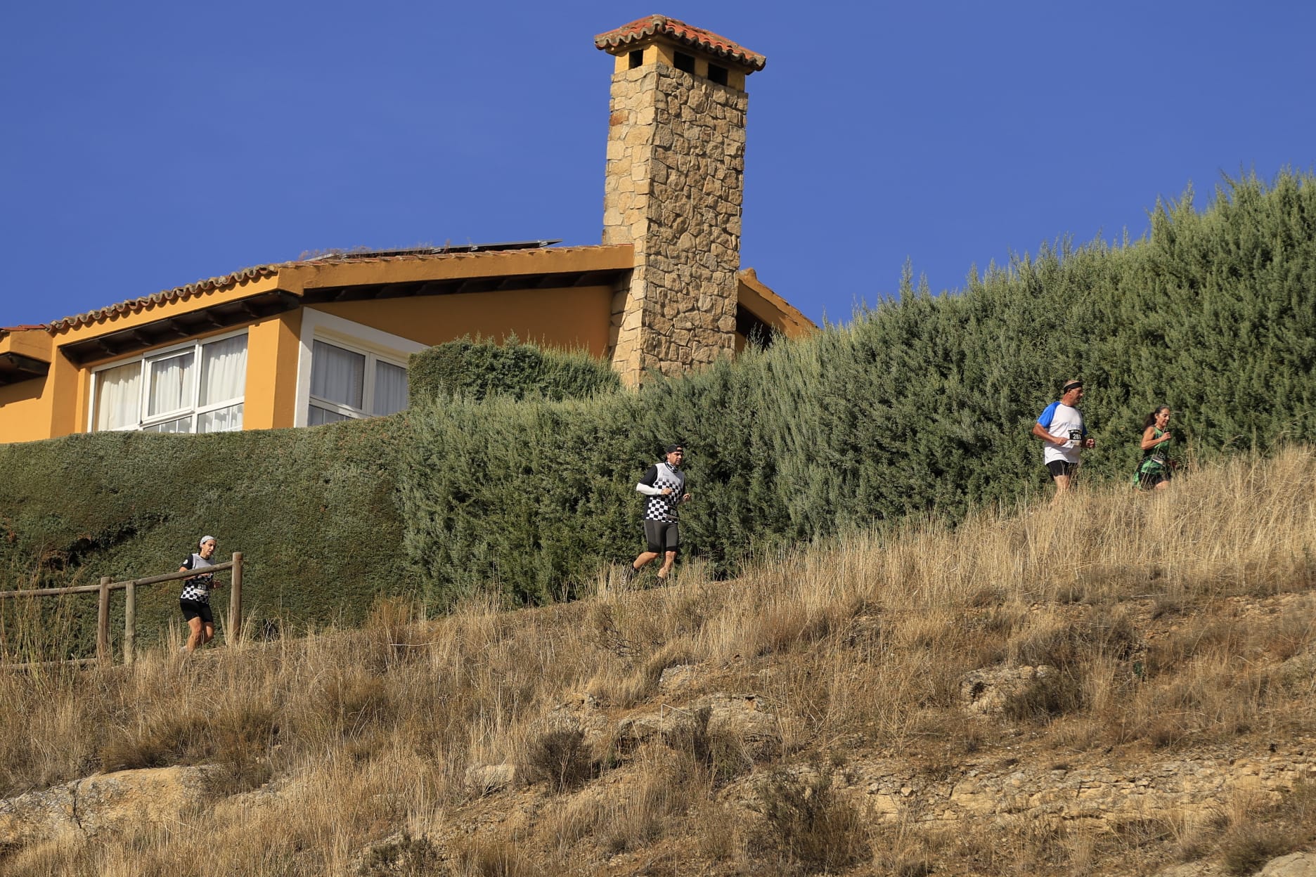Isaac Hernández y Verónica Sánchez, vencedores de la primera jornada de la Liga de Cross Cabrerizos