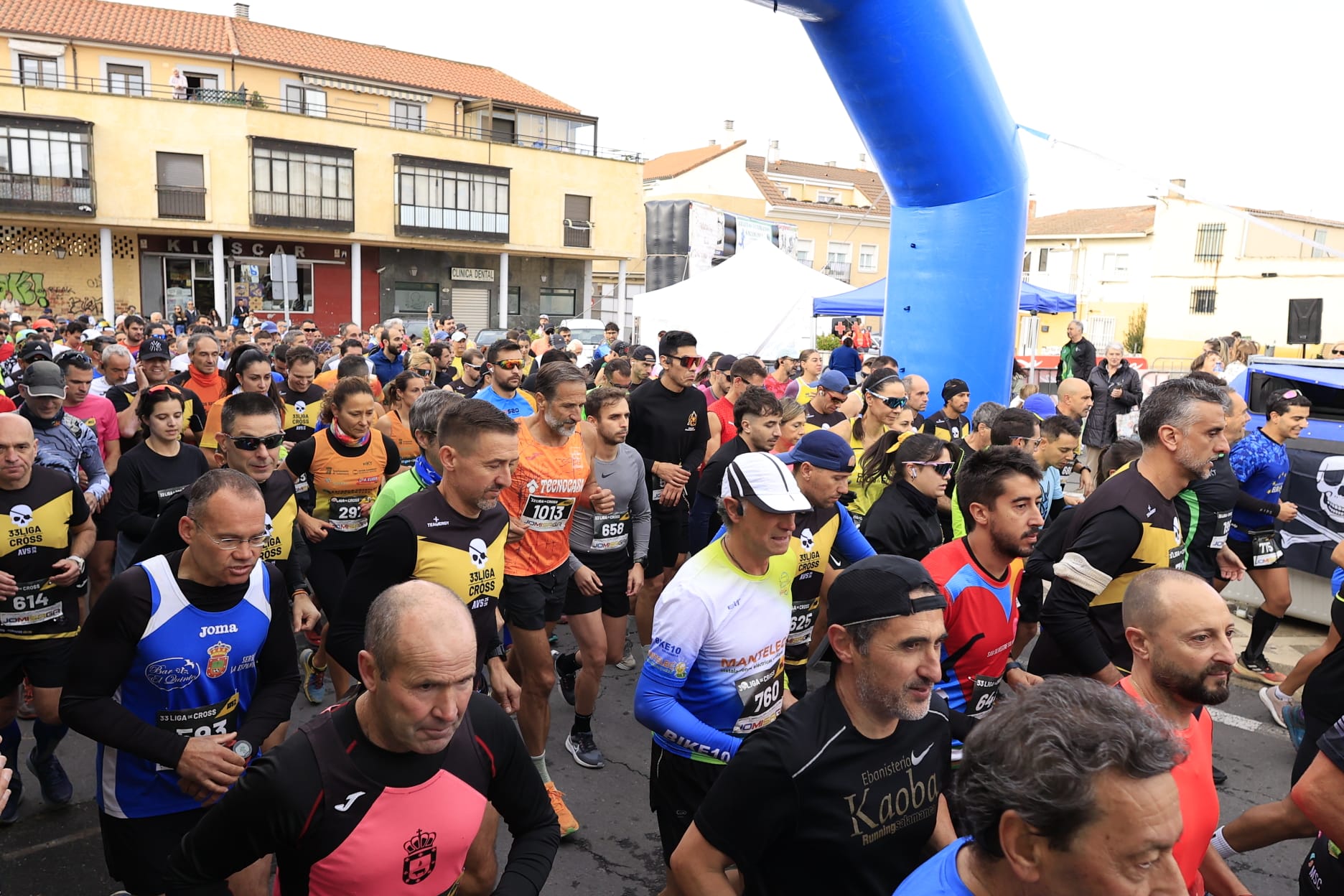 Isaac Hernández y Verónica Sánchez, vencedores de la primera jornada de la Liga de Cross Cabrerizos