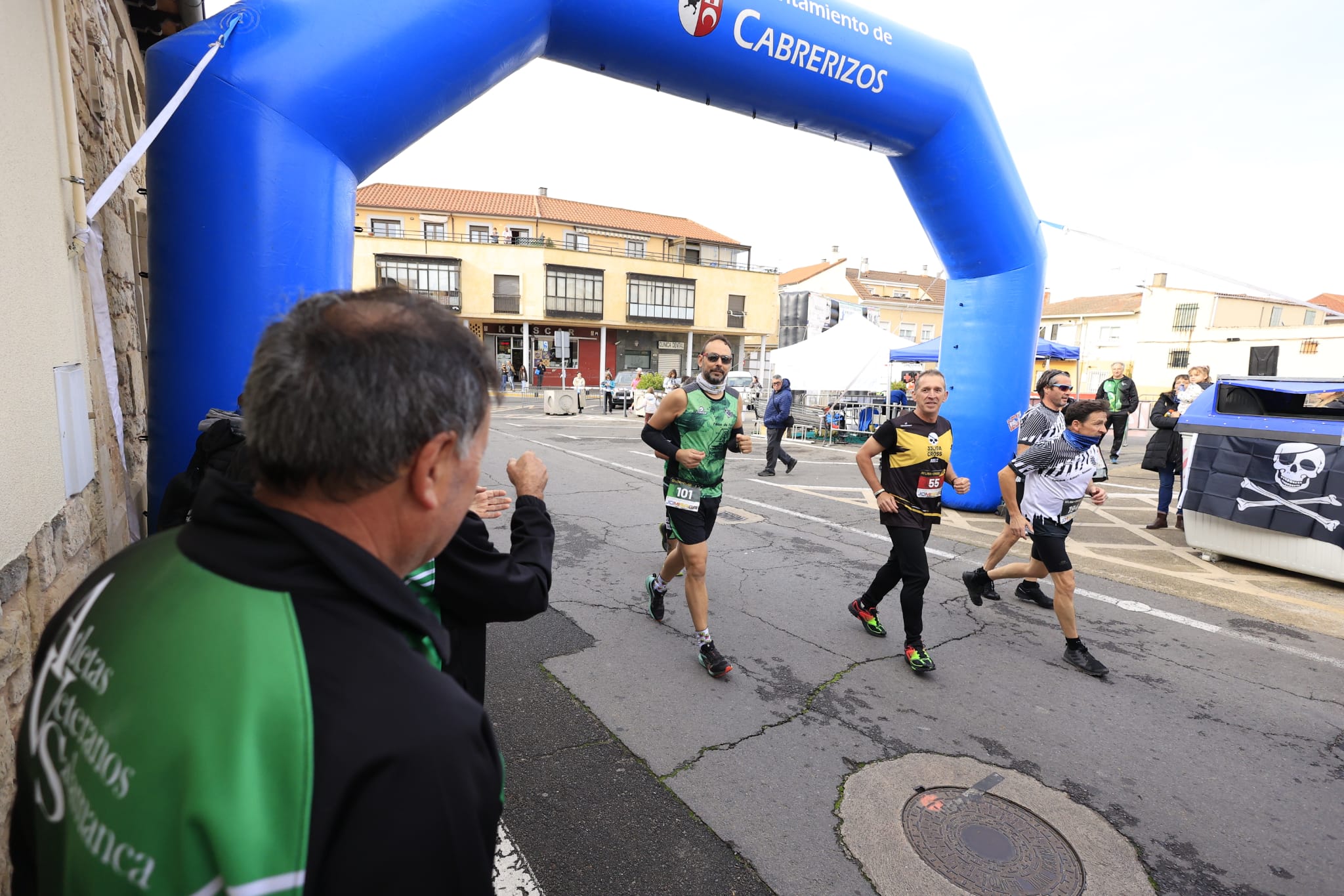 Isaac Hernández y Verónica Sánchez, vencedores de la primera jornada de la Liga de Cross Cabrerizos
