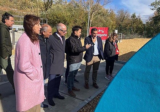 Visita de Eloy Ruiz, junto al presidente de la Diputación, Javier Iglesias, y el alcalde de Linares, José Martín.