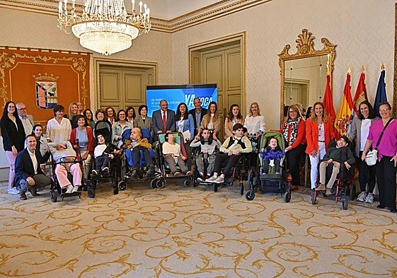 Representantes de la Asociación de Padres de Personas con Parálisis Cerebral y Encefalopatías Afines de Salamanca (Aspace).