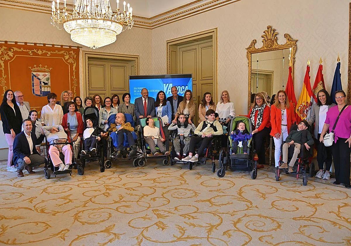Representantes de la Asociación de Padres de Personas con Parálisis Cerebral y Encefalopatías Afines de Salamanca (Aspace).