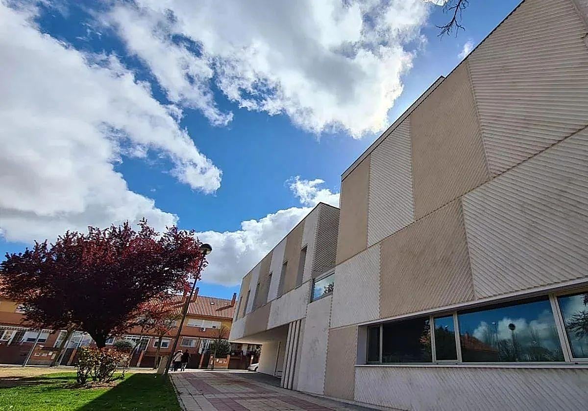 Centro Municipal de Mayores Trastormes.