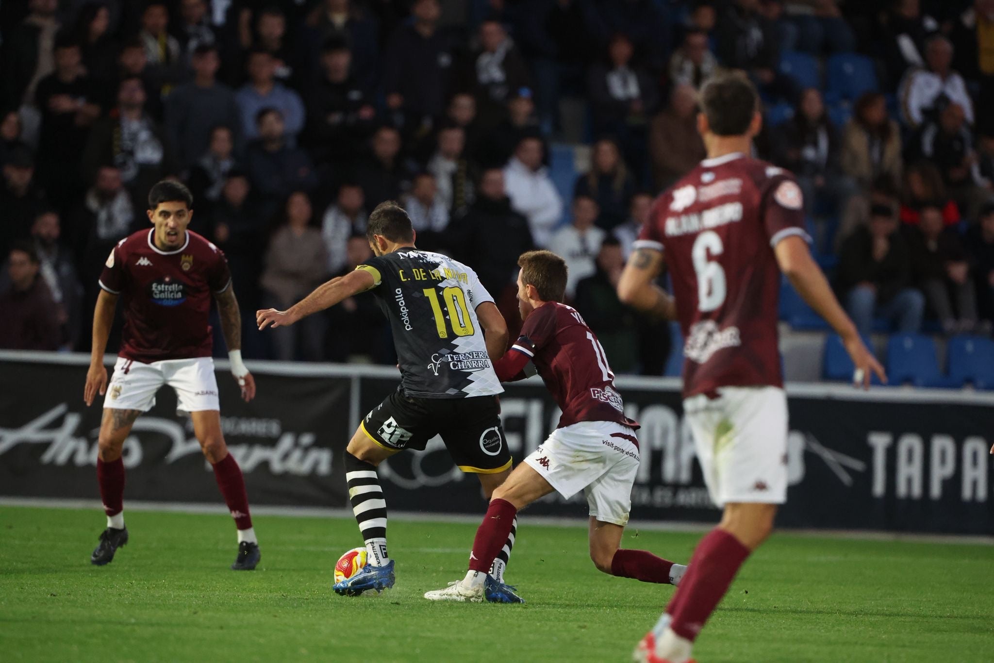 El partido entre Unionistas y Pontevedra, en imágenes