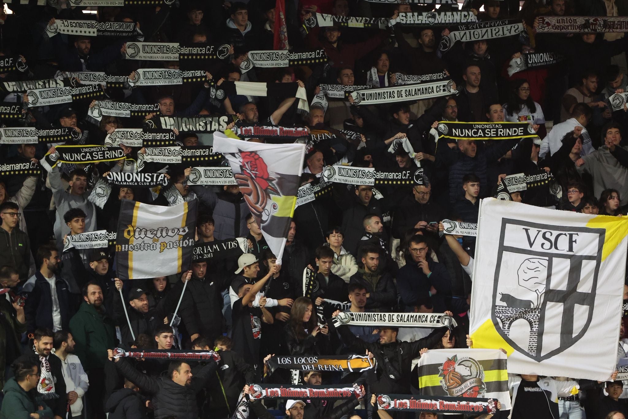 El partido entre Unionistas y Pontevedra, en imágenes