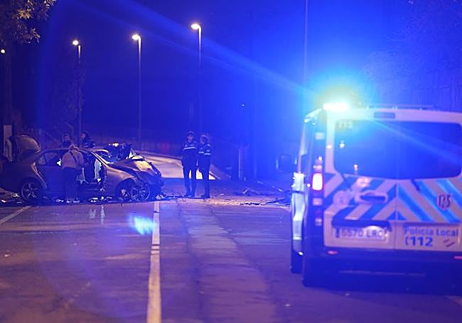 Policía Local en el lugar del accidente.