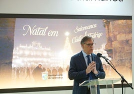 El alcalde de Salamanca, Carlos García Carbayo, en Intur.