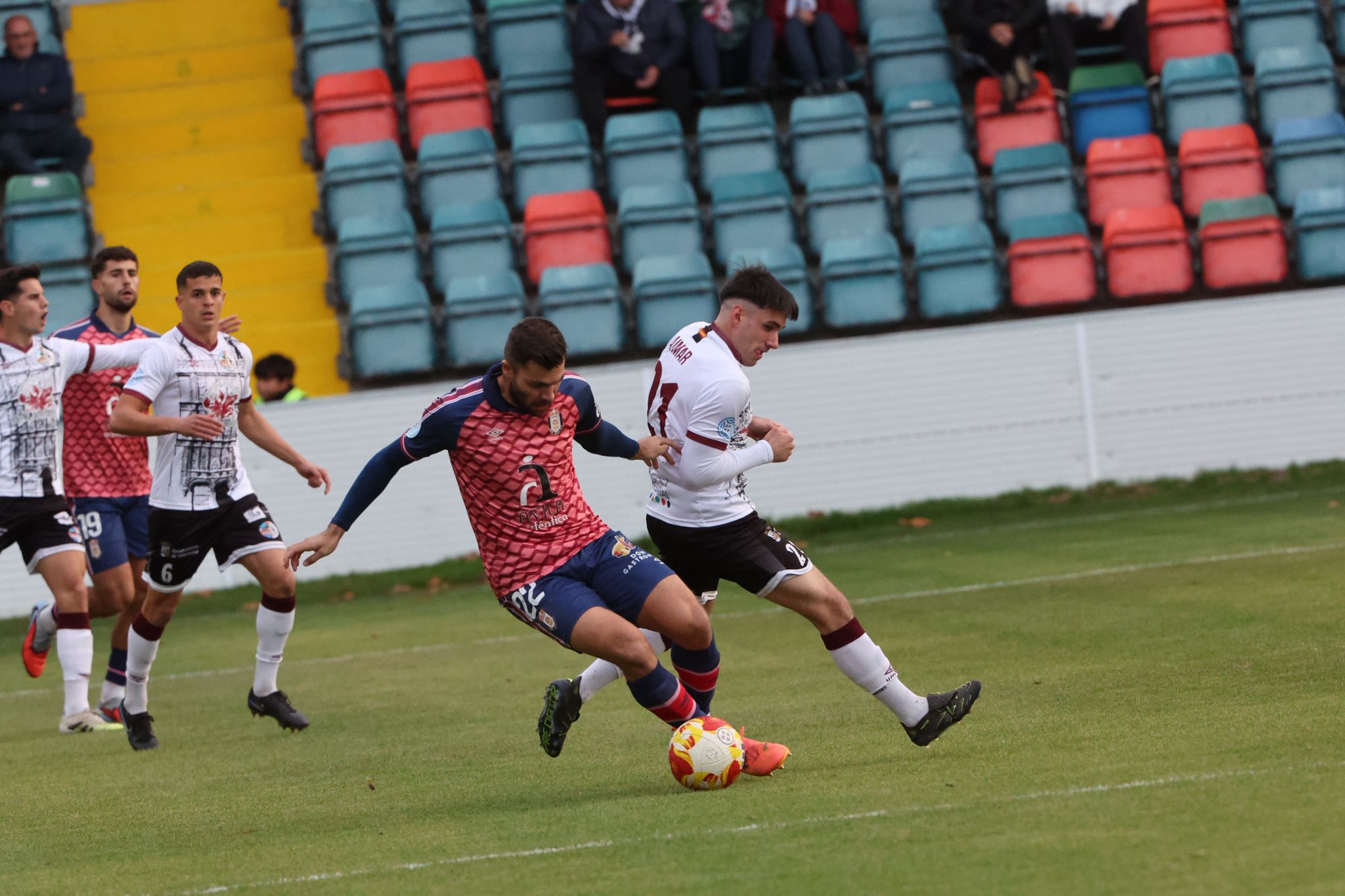 El Salamanca CF UDS pierde ante un rival directo en la lucha por los puests de play off