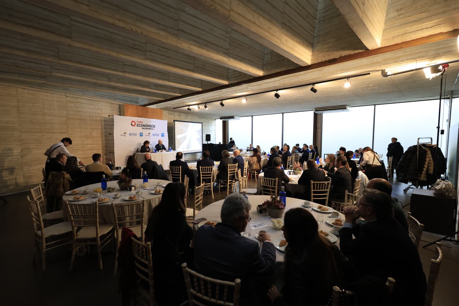El foro económico de Salamancahoy, en imágenes