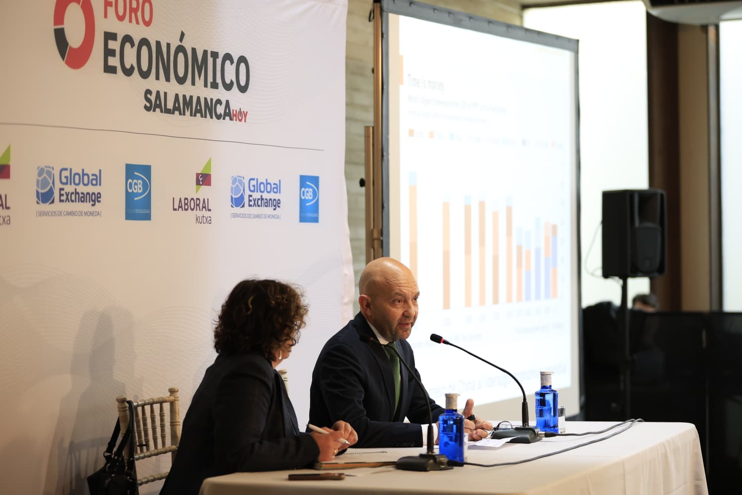 El foro económico de Salamancahoy, en imágenes