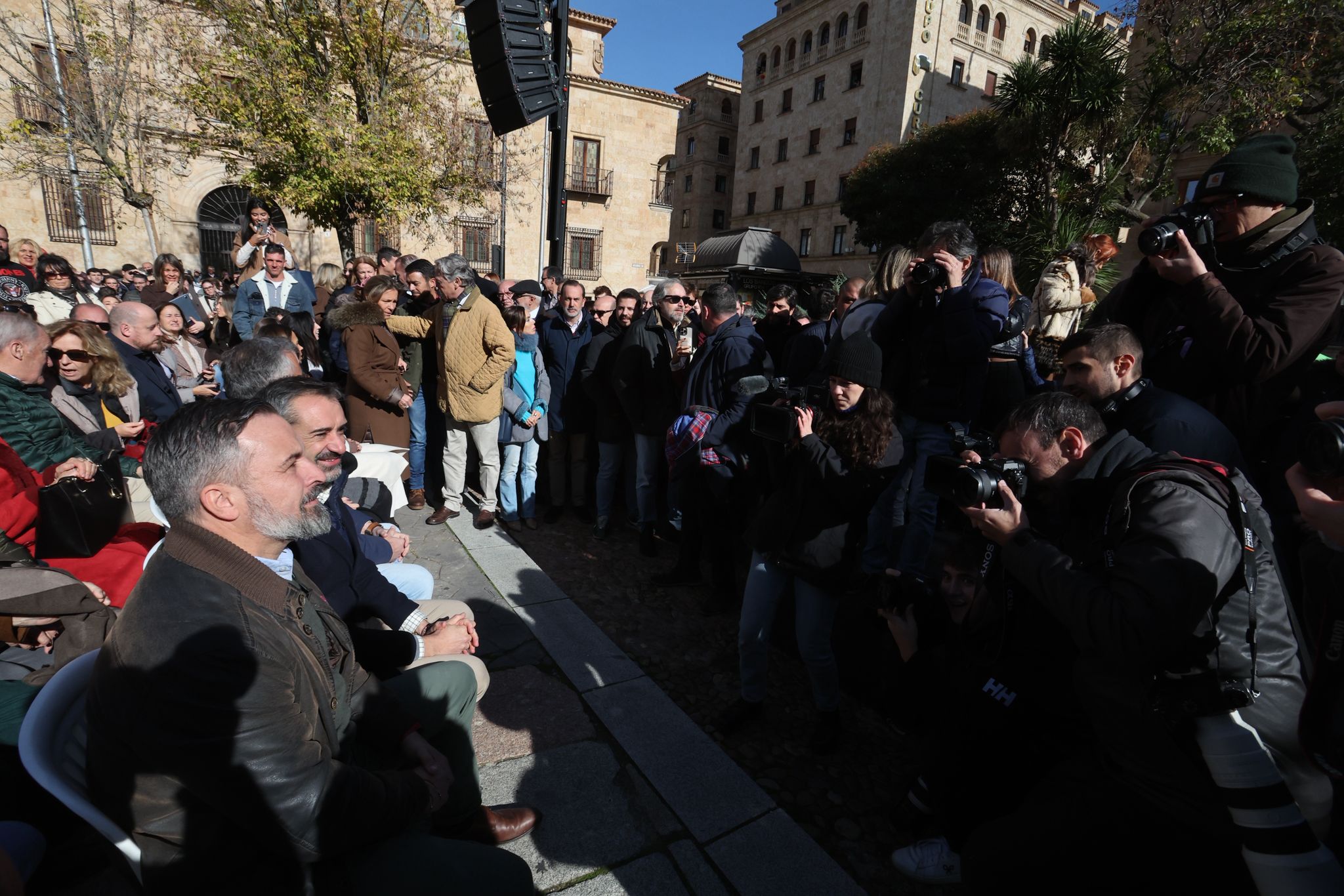 El acto de Santiago Abascal, líder de Vox, en Salamanca, en imágenes