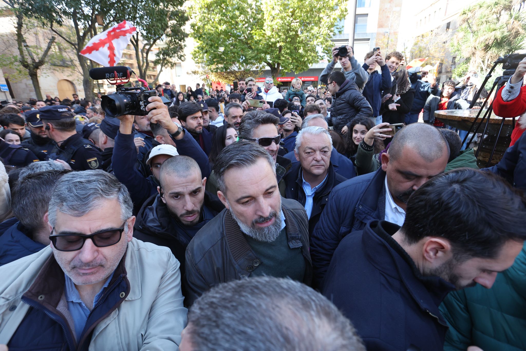 El acto de Santiago Abascal, líder de Vox, en Salamanca, en imágenes