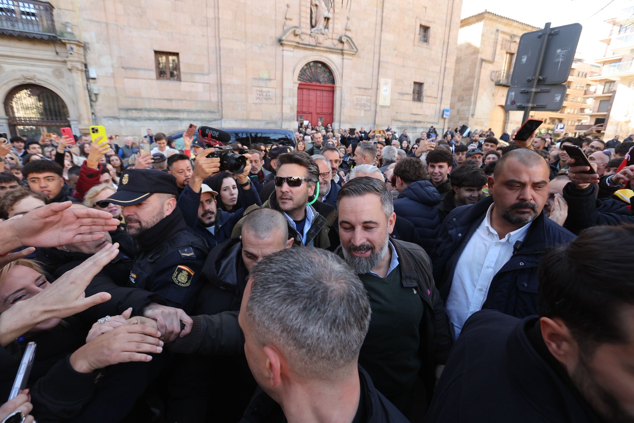 El acto de Santiago Abascal, líder de Vox, en Salamanca, en imágenes