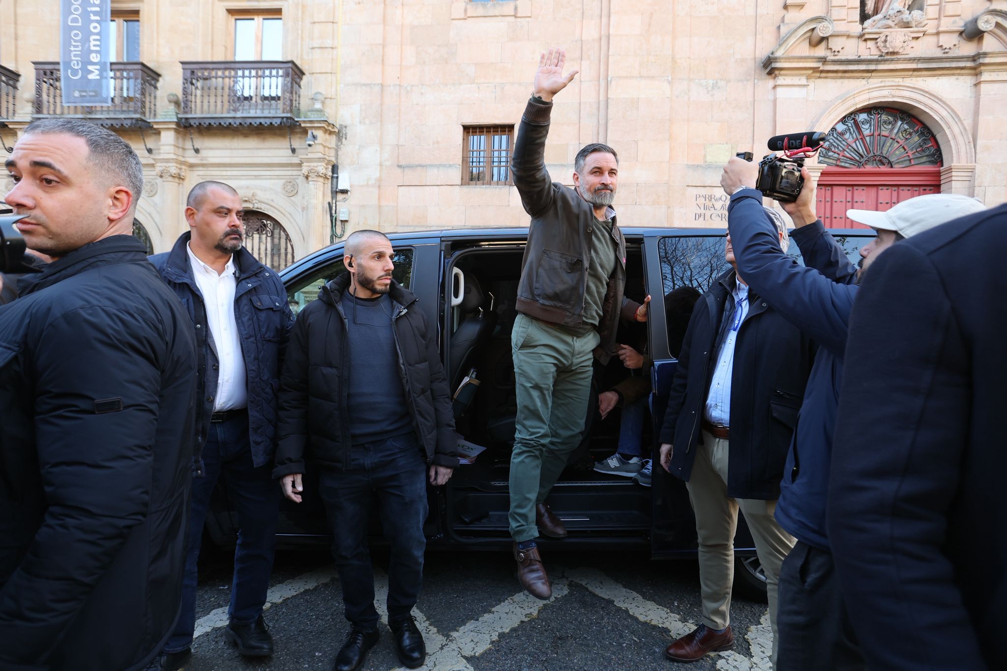 El acto de Santiago Abascal, líder de Vox, en Salamanca, en imágenes