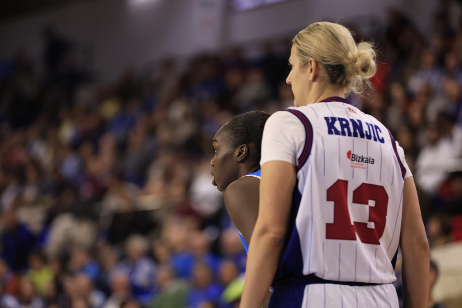 El partido Avenida - Lointek Gernika, en imágenes