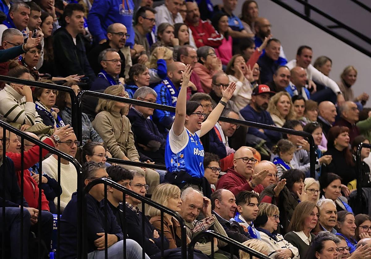 El partido Avenida - Lointek Gernika, en imágenes