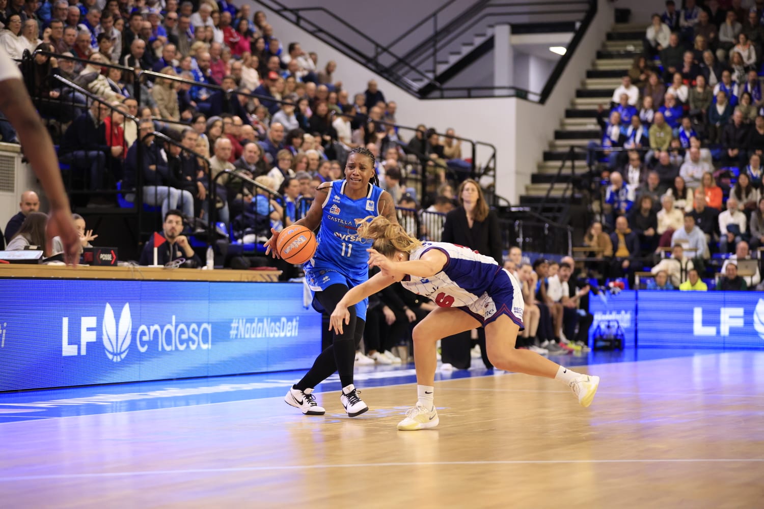 El partido Avenida - Lointek Gernika, en imágenes
