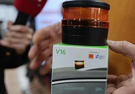 Fiebre en Salamanca por hacerse con la baliza V16: «Es el regalo de estas Navidades»