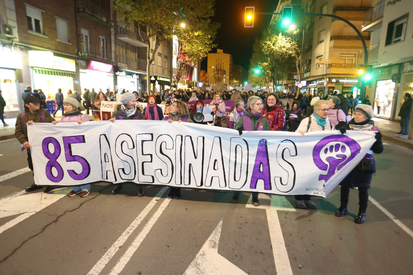 Con el lema &#039;El machismo nos cuesta la vida&#039;, Salamanca clama contra la violencia de género