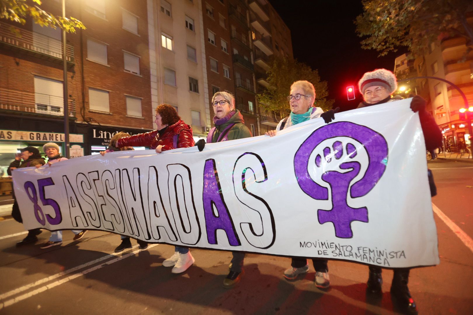 Con el lema &#039;El machismo nos cuesta la vida&#039;, Salamanca clama contra la violencia de género