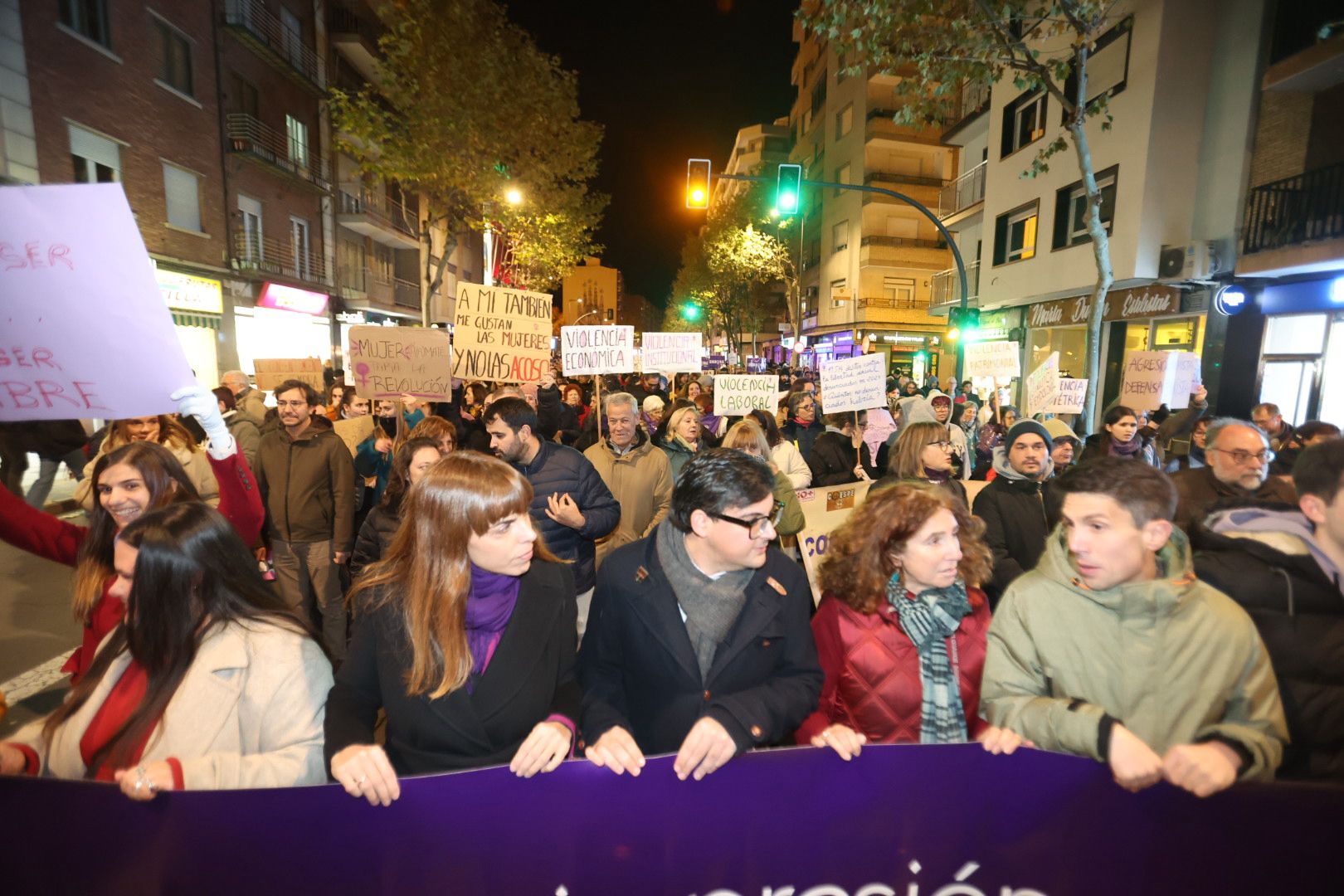 Con el lema &#039;El machismo nos cuesta la vida&#039;, Salamanca clama contra la violencia de género