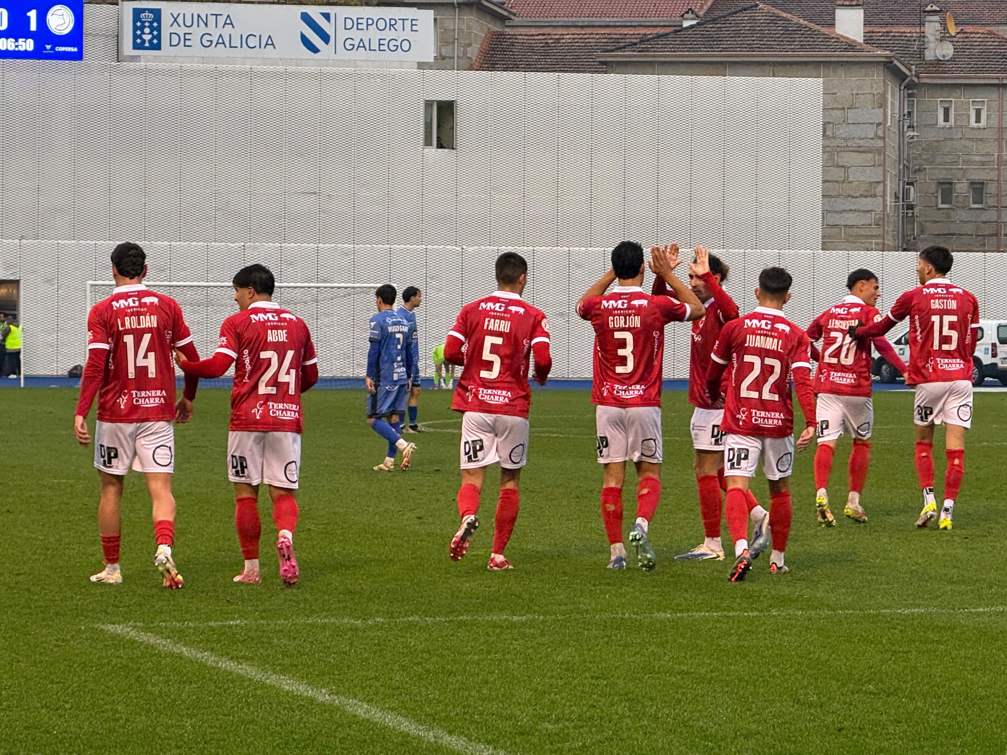 El partido entre Unionistas y el Ourense CF, en imágenes