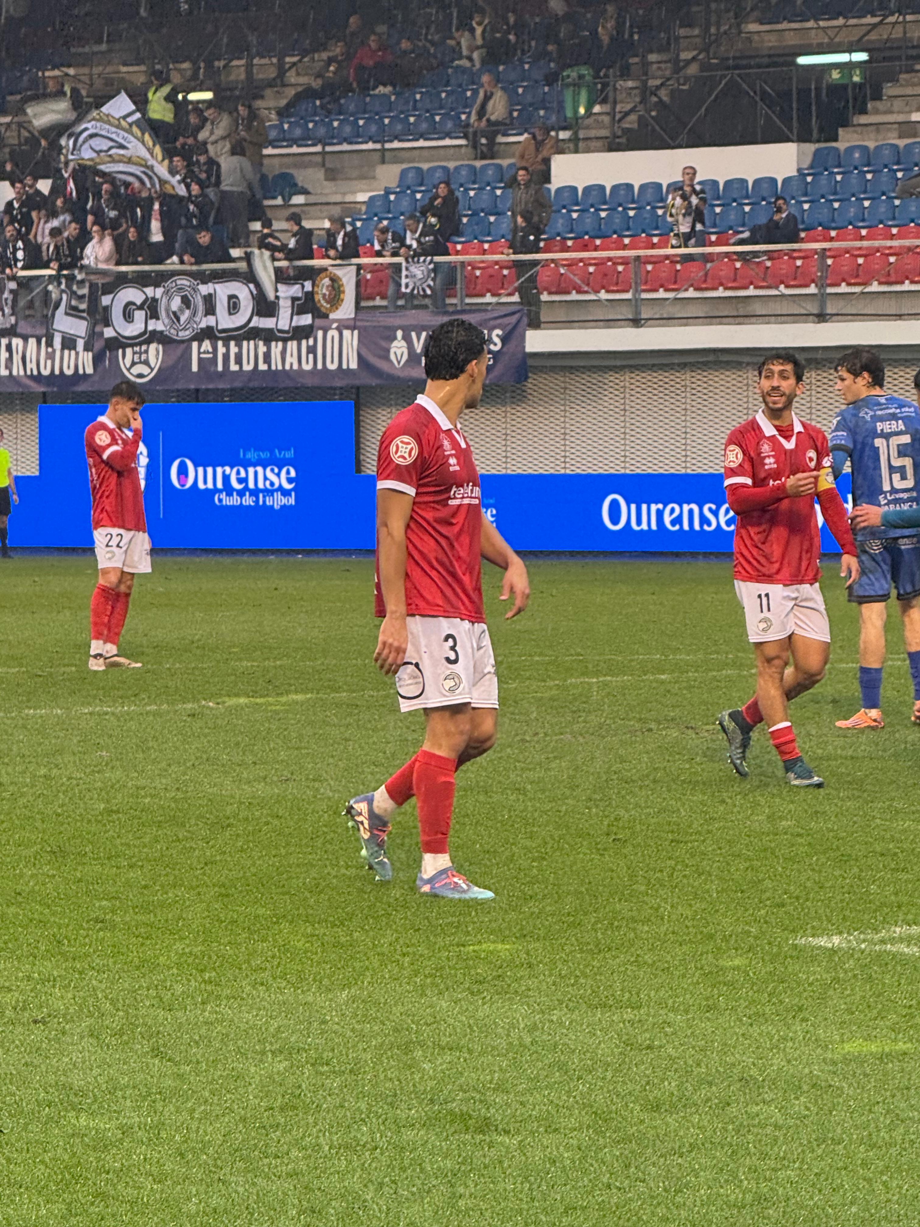 El partido entre Unionistas y el Ourense CF, en imágenes