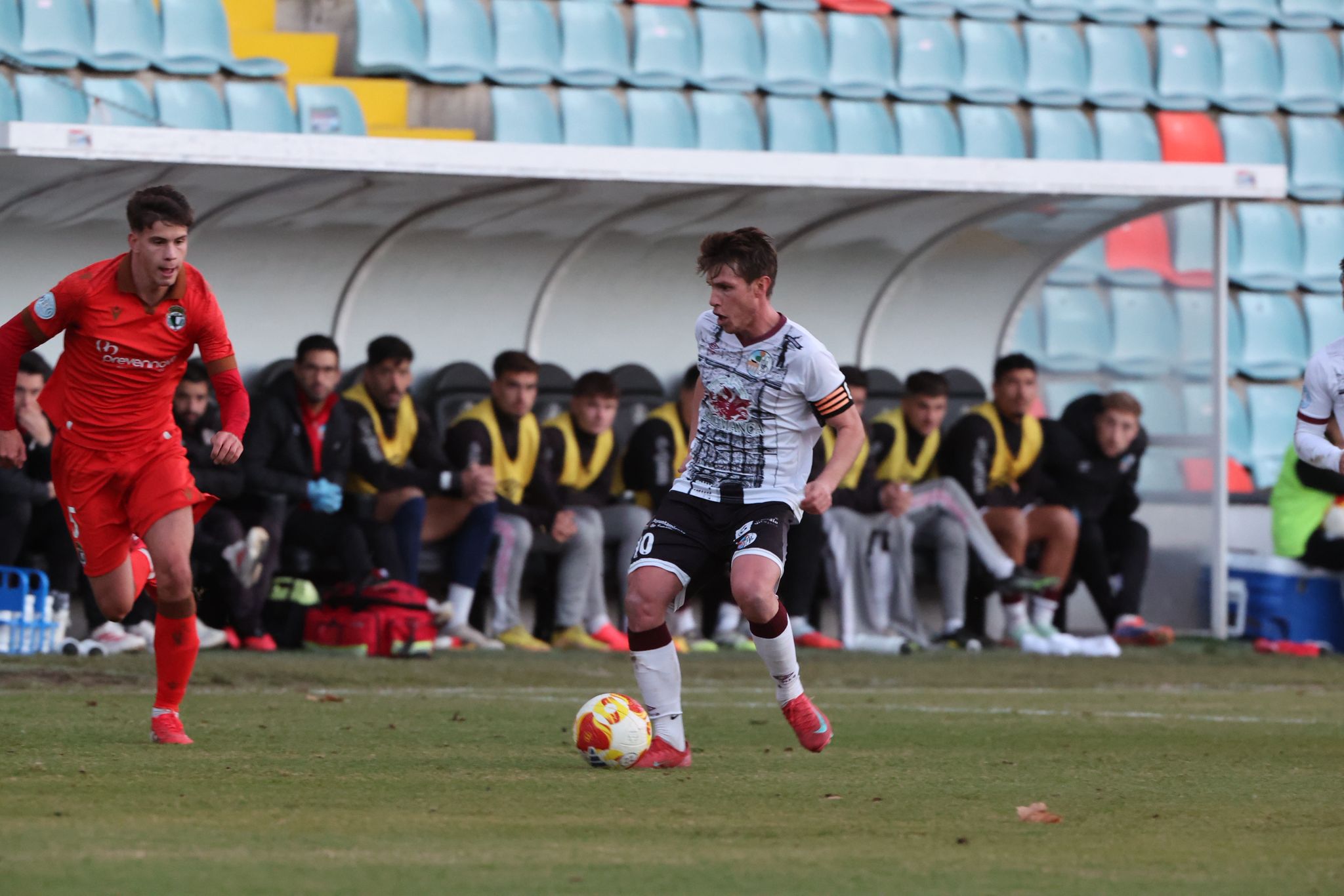 El partido entre el Salamanca CF UDS y el Burgos B, en imágenes