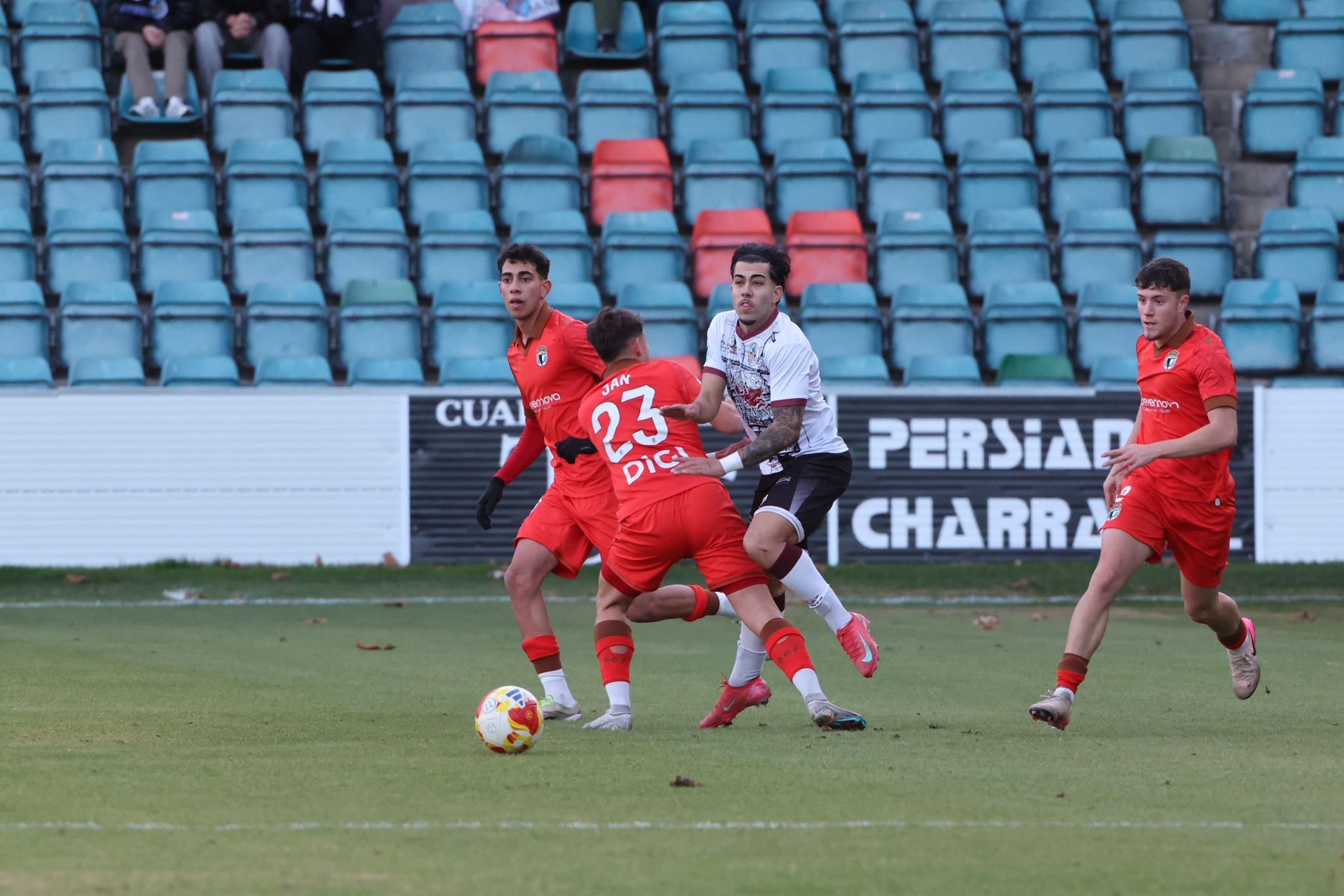 El partido entre el Salamanca CF UDS y el Burgos B, en imágenes