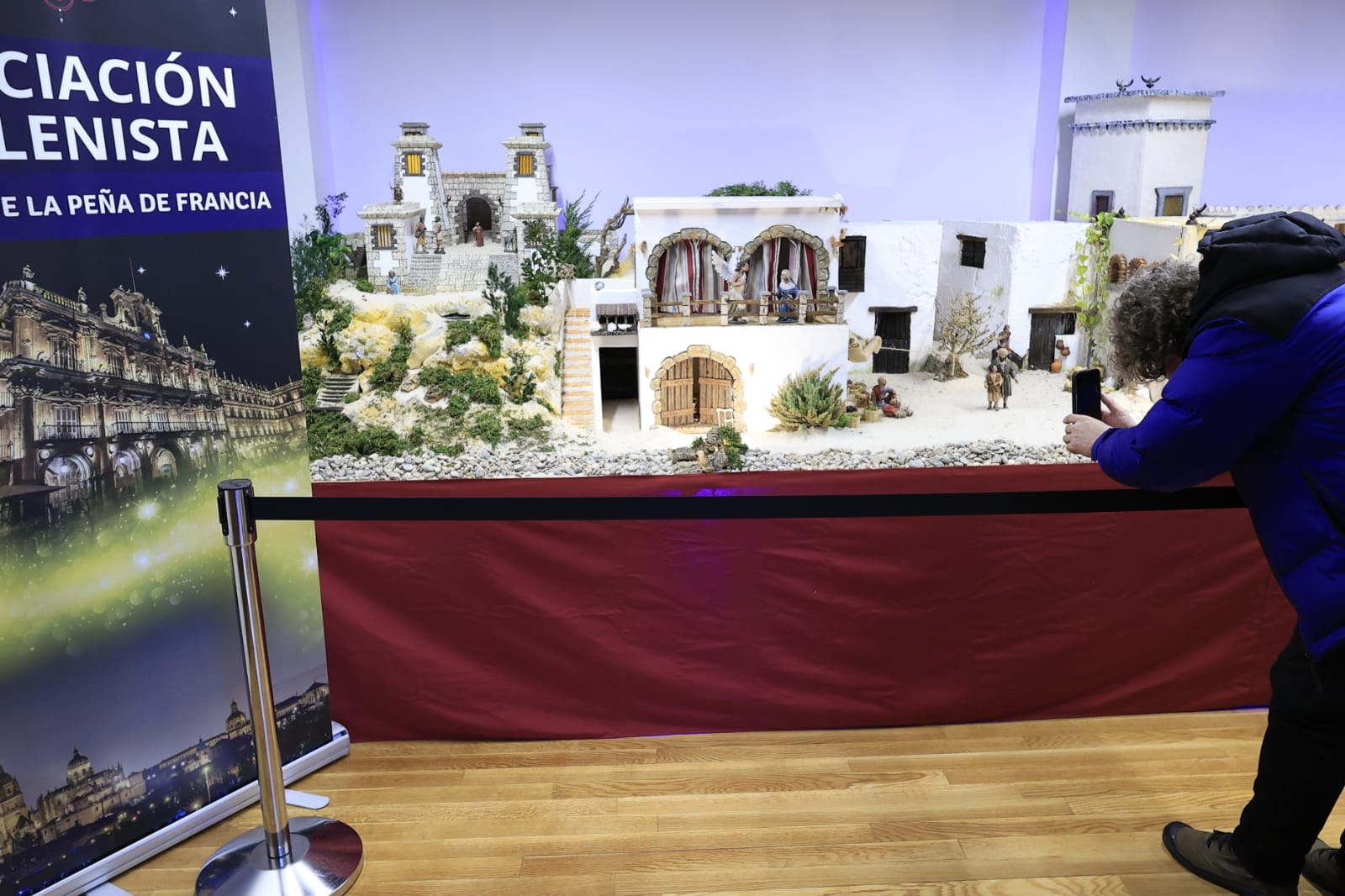 Al detalle: los belenes que construyen la historia de la Navidad