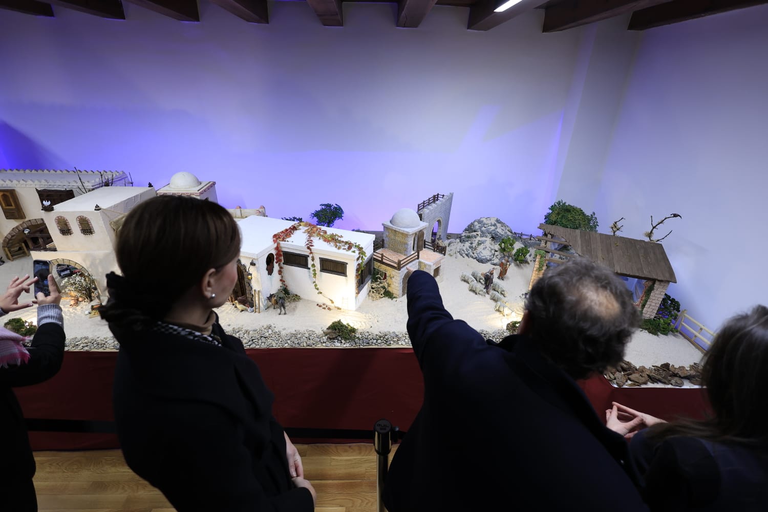 Al detalle: los belenes que construyen la historia de la Navidad