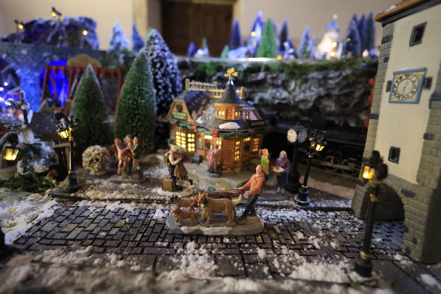 Al detalle: los belenes que construyen la historia de la Navidad