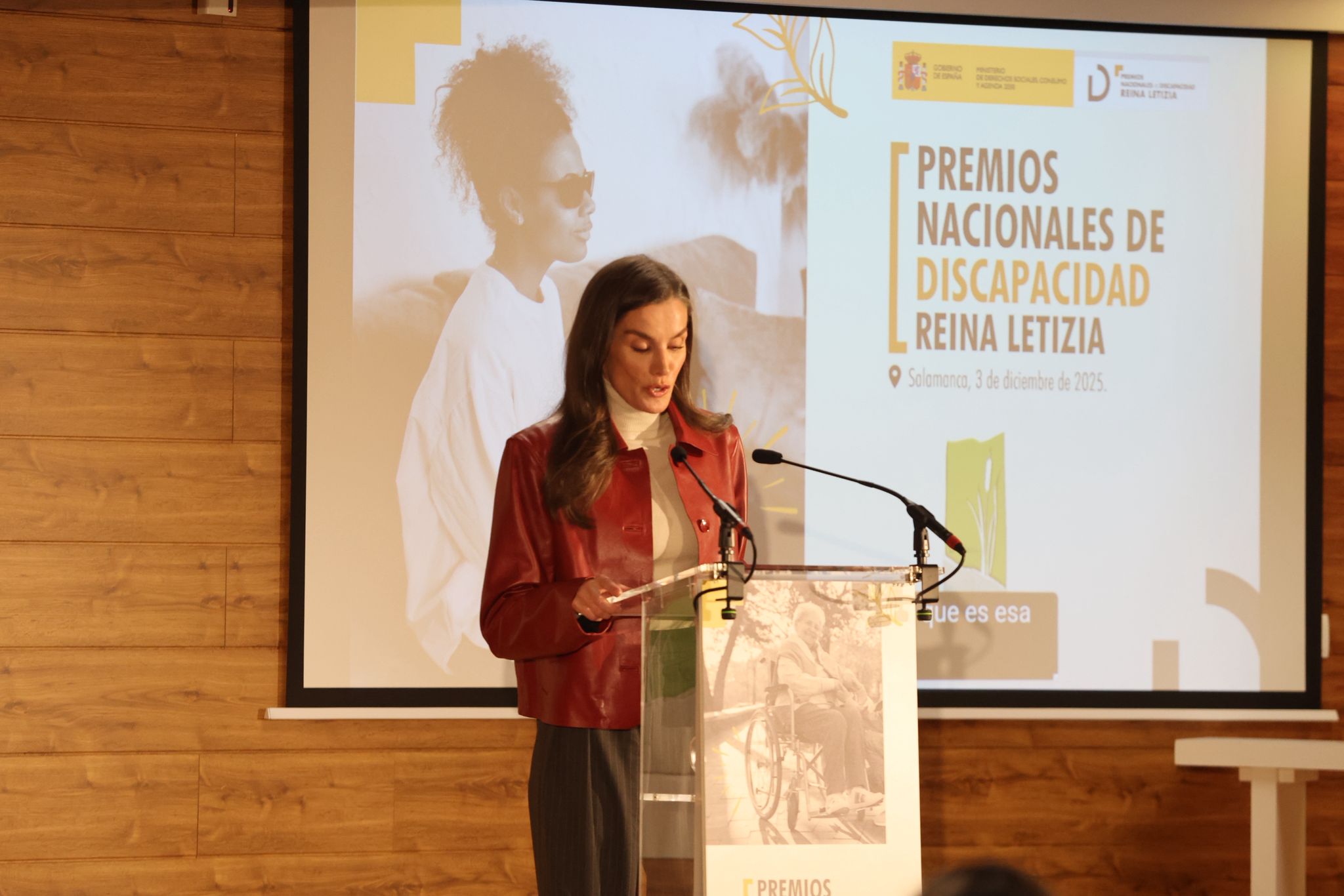 La visita de la Reina Letizia a Salamanca, en imágenes