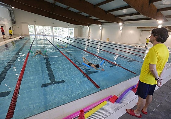 Un año de la crisis que pudo cerrar las piscinas de Salamanca: subida de precios y sin nuevo contrato