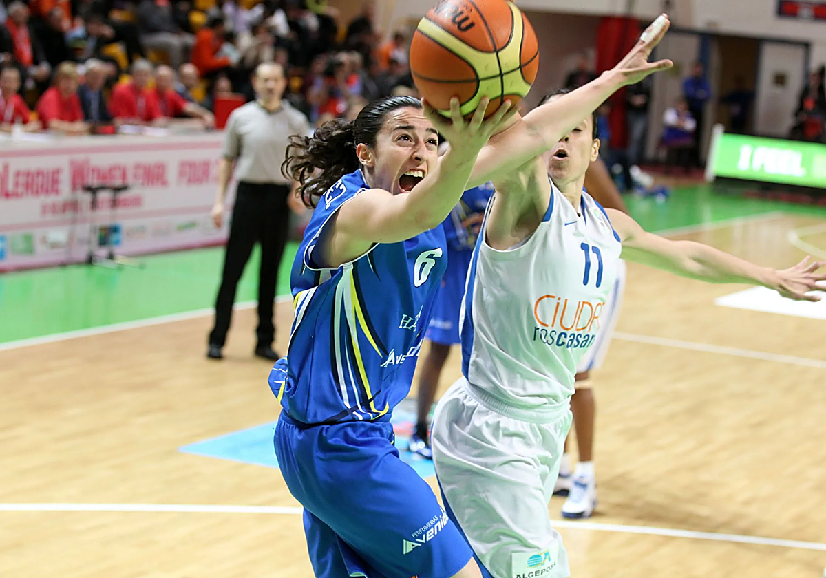 Silvia Domínguez entra a canasta ante Nuria Martínez