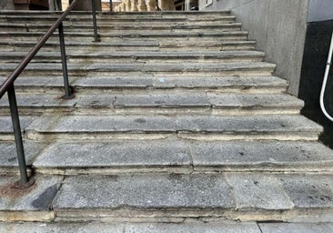 Las escaleras de Pinto, tal y como estaban el día del accidente y antes de su rehabilitación.