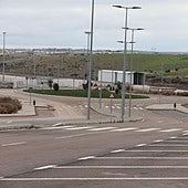 Plataforma, apartadero y vías de la terminal logística intermodal de Salamanca.