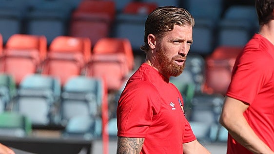 El 'rajadón' de Muniain tras la expulsión de Murua: «No voy a consentir que condicionen el partido de esta manera»