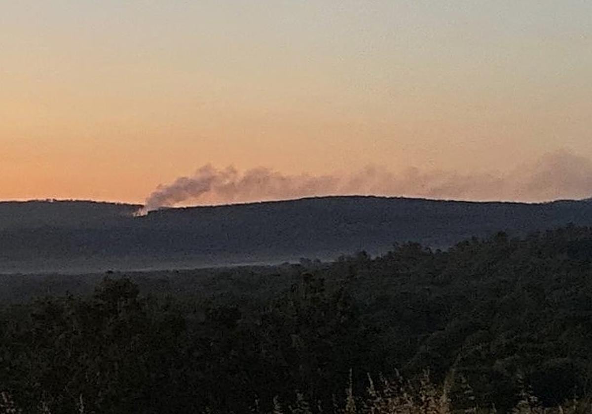 Controlado el incendio en un pueblo de Salamanca cercano a Extremadura – Salamancahoy