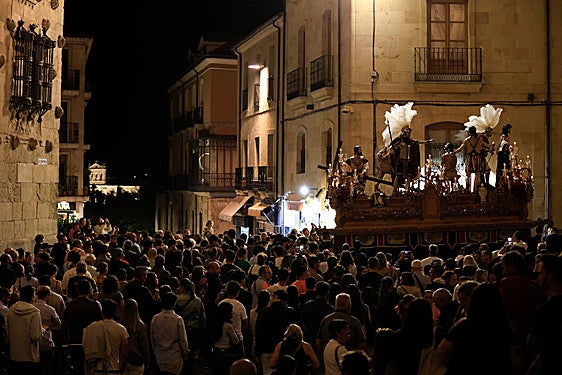 Salamanca es primavera a las puertas del otoño para los días extraordinarios de su Semana Santa